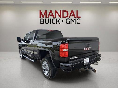 2016 GMC Sierra 2500 Denali