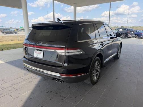 2023 Lincoln Aviator Livery