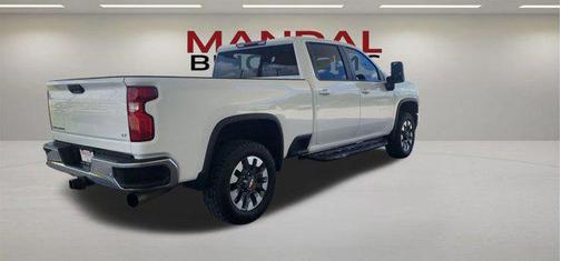 Summit White 2021 Chevrolet Silverado 2500 LT