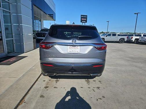 2020 Buick Enclave FWD Essence
