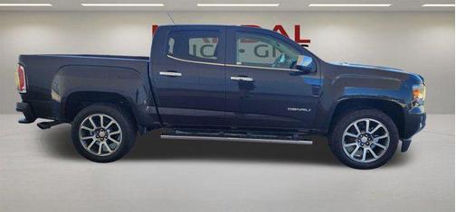 Carbon Black Metallic 2020 GMC Canyon Denali
