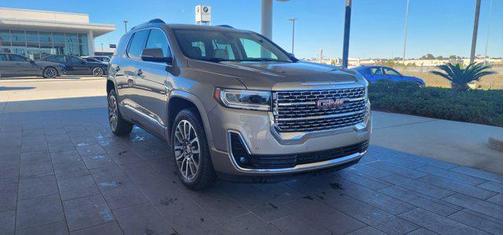 2022 GMC Acadia Denali