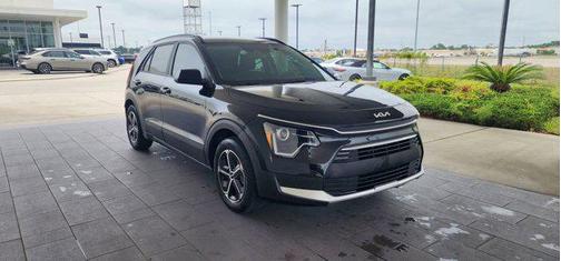 Aurora Black 2024 Kia Niro LX