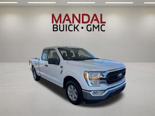 OXFORD WHITE 2022 Ford F-150 XLT