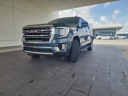 2021 GMC Yukon XL SLT