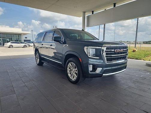 2021 GMC Yukon XL SLT
