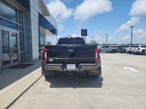 2022 Ford F-450 King Ranch