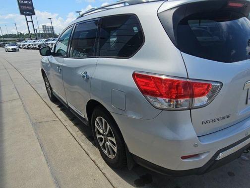 2013 Nissan Pathfinder SL