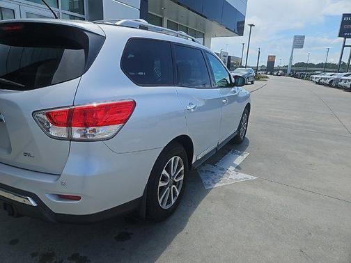 2013 Nissan Pathfinder SL