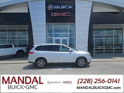 2013 Nissan Pathfinder SL