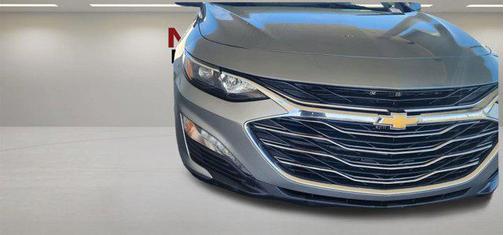 Sterling Gray Metallic 2024 Chevrolet Malibu FWD 1LT