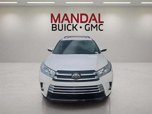 2017 Toyota Highlander LE Plus