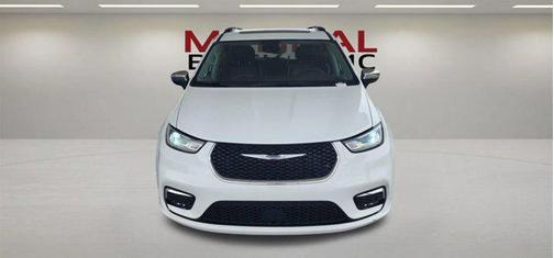 Bright White Clearcoat 2023 Chrysler Pacifica Limited