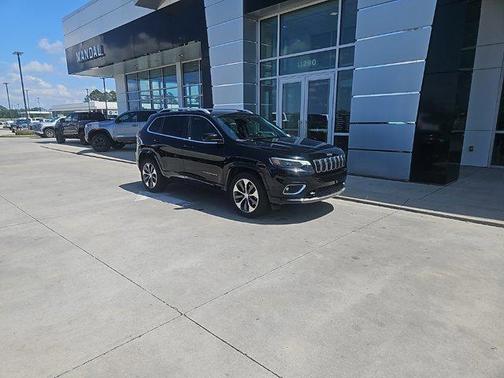 2019 Jeep Cherokee Overland