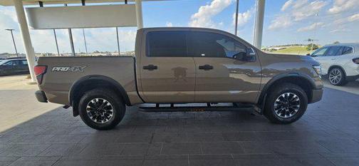 2024 Nissan Titan PRO-4X