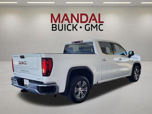 Summit White 2025 GMC Sierra 1500 SLT