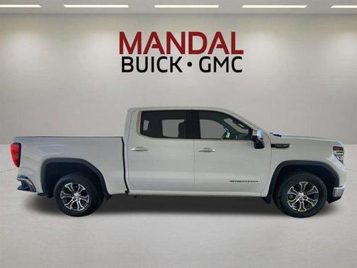 Summit White 2025 GMC Sierra 1500 SLT