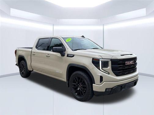 Desert Sand Metallic 2023 GMC Sierra 1500 Elevation