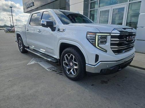 2022 GMC Sierra 1500 SLT