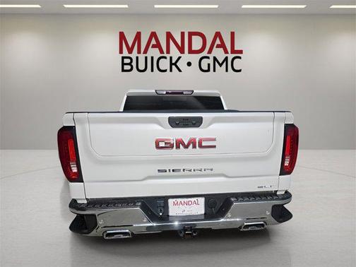 2022 GMC Sierra 1500 SLT