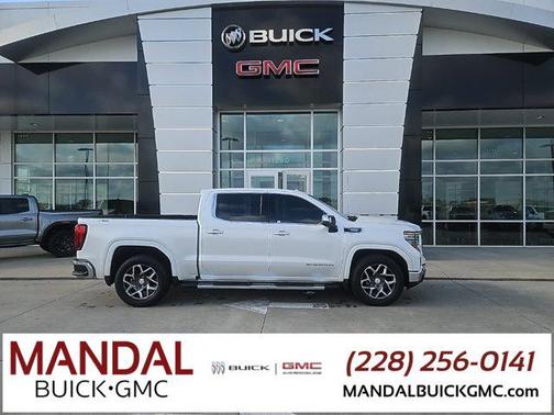 2022 GMC Sierra 1500 SLT