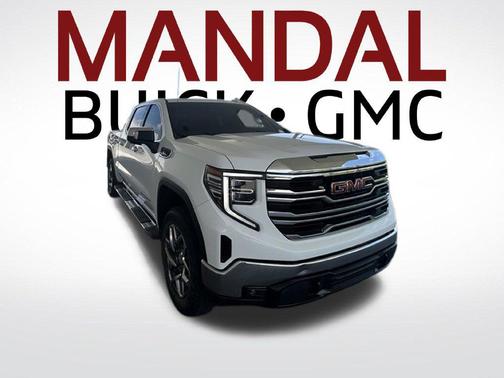 Summit White 2023 GMC Sierra 1500 SLT