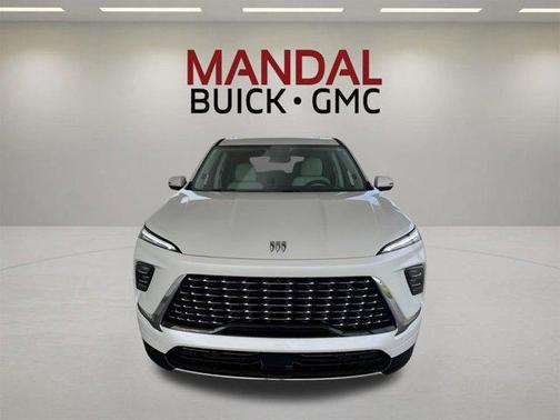 White Frost Tricoat 2025 Buick Enclave Avenir FWD