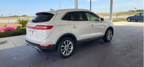 2017 Lincoln MKC Select