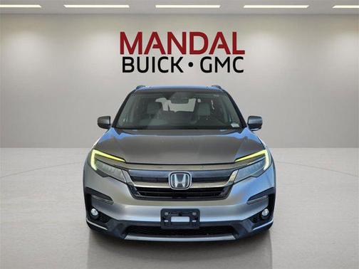 2019 Honda Pilot Touring 8-Passenger