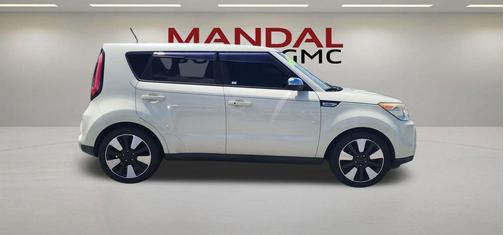 Cloud 2015 Kia Soul !