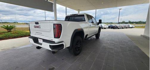 2024 GMC Sierra 2500 AT4
