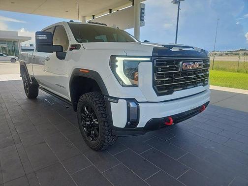 2024 GMC Sierra 2500 AT4
