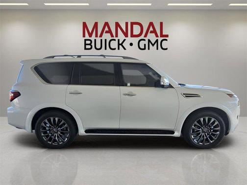 2023 Nissan Armada Platinum 4WD