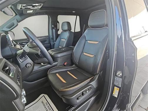 2023 GMC Yukon 4WD AT4
