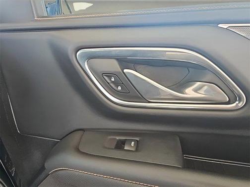 2023 GMC Yukon 4WD AT4