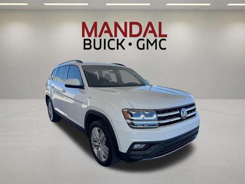 Pure White 2020 Volkswagen Atlas 3.6L SE w/Technology