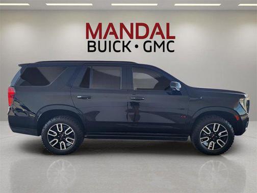 2022 GMC Yukon 4WD AT4