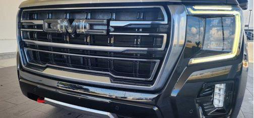 2022 GMC Yukon 4WD AT4