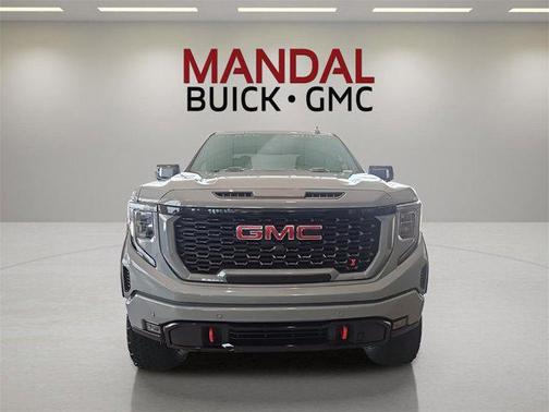 2025 GMC Sierra 1500 AT4