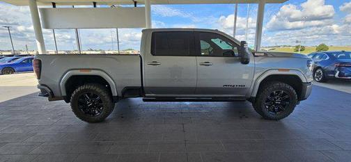 2024 GMC Sierra 2500 AT4