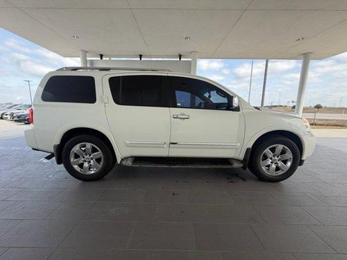 2013 Nissan Armada Platinum