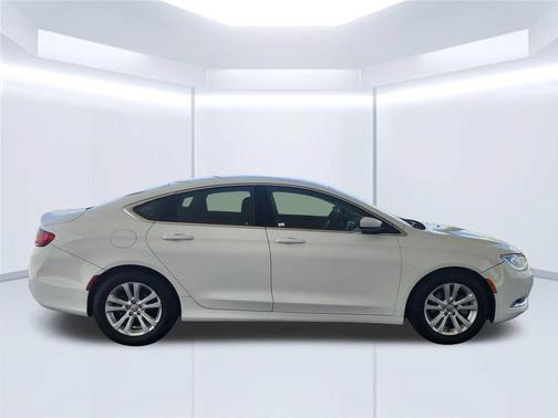 Bright White Clearcoat 2016 Chrysler 200 Limited