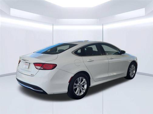 Bright White Clearcoat 2016 Chrysler 200 Limited
