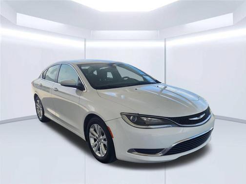 Bright White Clearcoat 2016 Chrysler 200 Limited