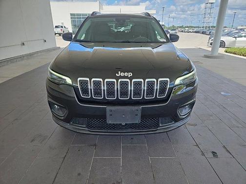 2022 Jeep Cherokee Latitude Lux
