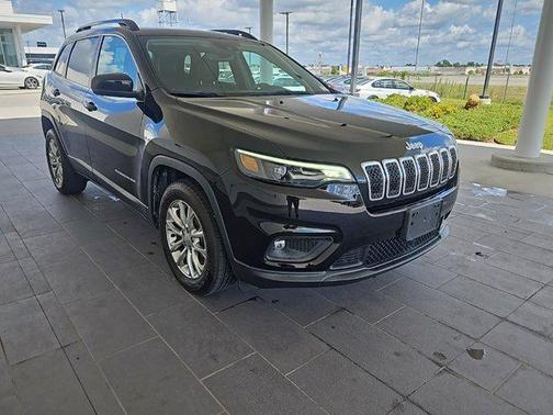 2022 Jeep Cherokee Latitude Lux