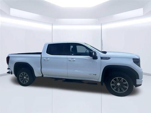 Summit White 2025 GMC Sierra 1500 AT4