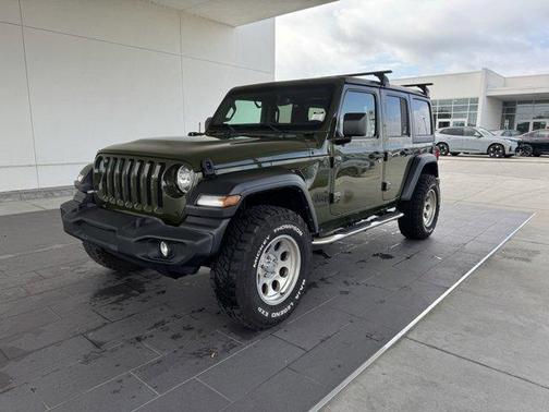 2022 Jeep Wrangler Unlimited Sport