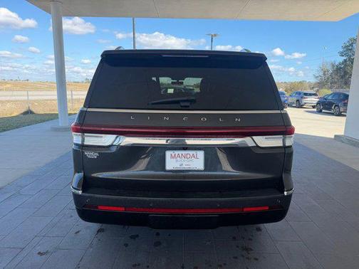 2023 Lincoln Navigator Reserve