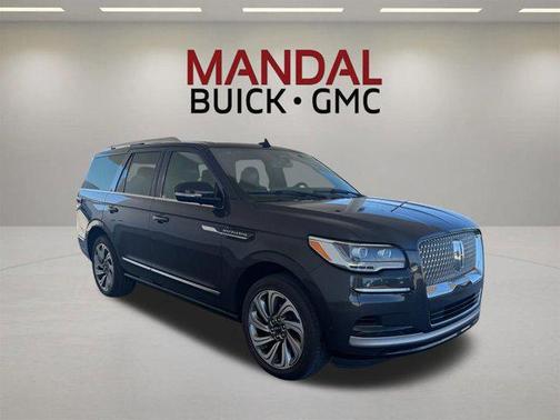 Starlight 2023 Lincoln Navigator Reserve